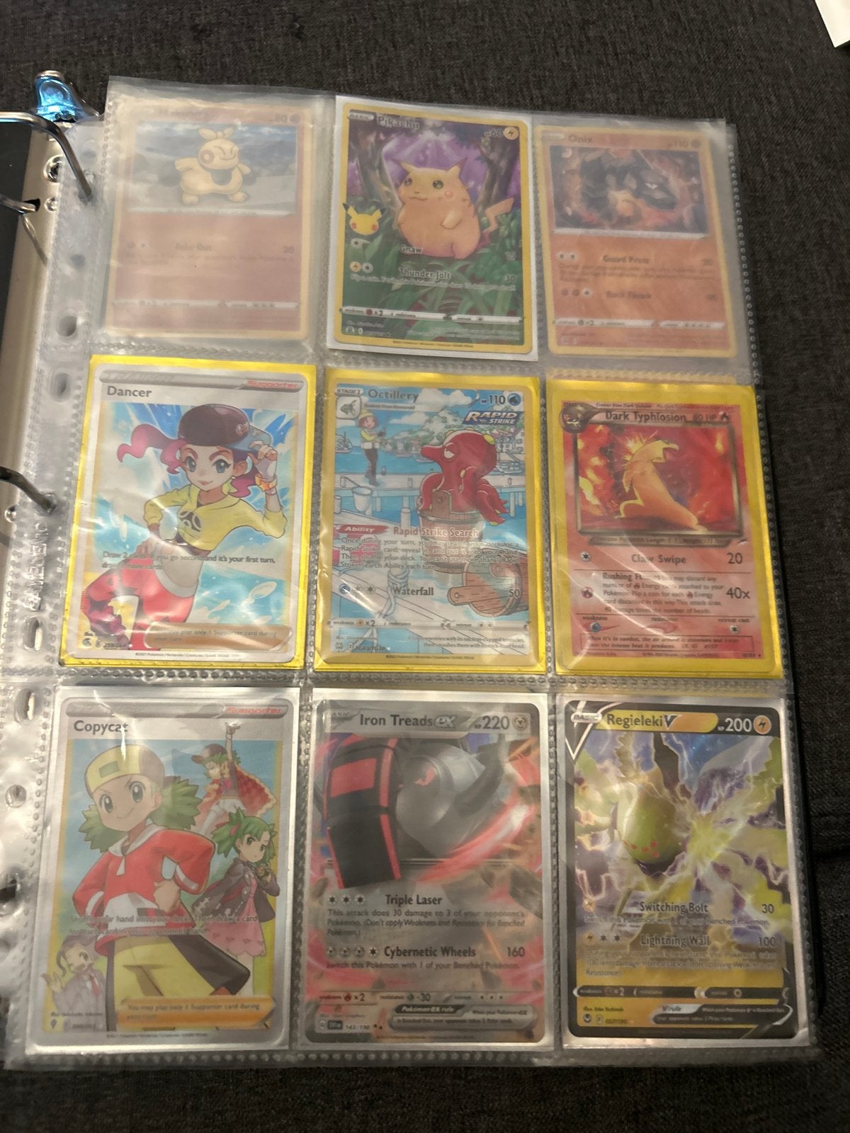 Pokémon Kaarten Collectie - Pikachu, Regieleki V, Iron Tread, Ophalen of Verzenden, Gebruikt, Meerdere kaarten