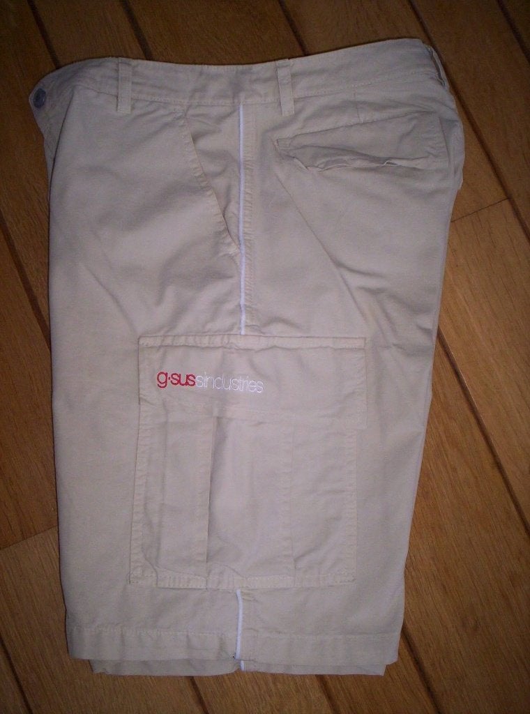 G-SUS bermuda beige maat 28, Beige, Ophalen of Verzenden, Zo goed als nieuw, G-SUS