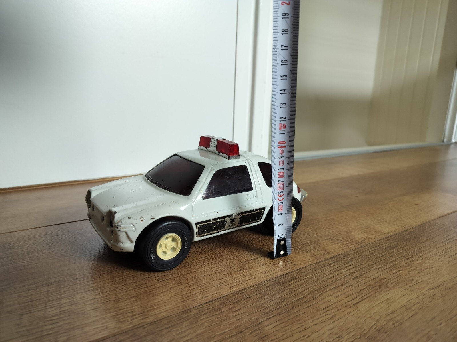 Vintage Witte Politie Speelgoedauto met Zwaailicht, Ophalen, Gebruikt, Auto, Overige merken