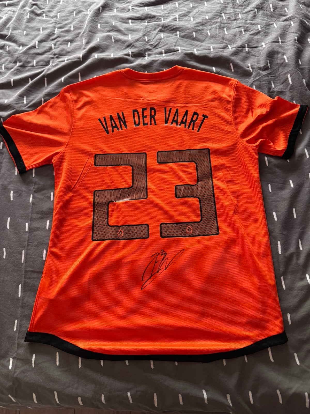 Gesigneerd Rafael van der Vaart nederland shirt + Fotobewijs, Ophalen of Verzenden, Zo goed als nieuw, Oranje, Voetbal
