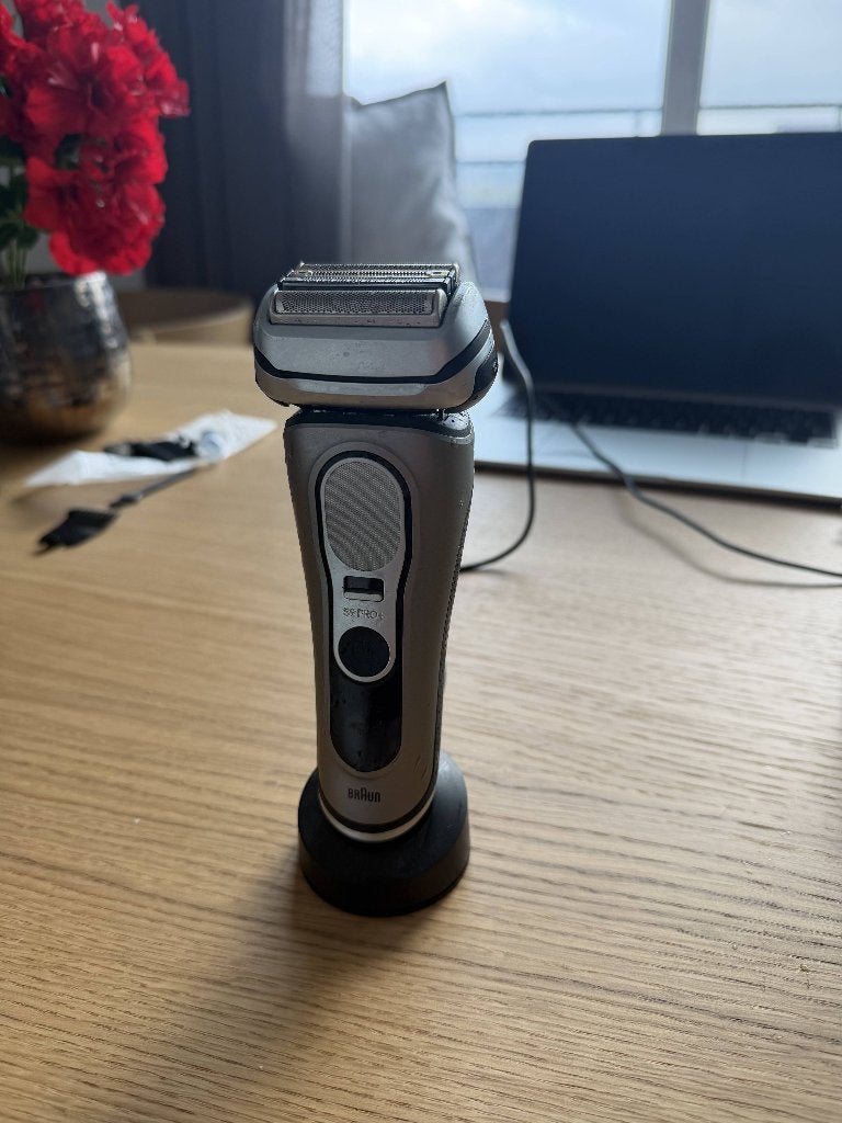Braun s9 pro+, Ophalen of Verzenden, Zo goed als nieuw, Scheren en Epileren