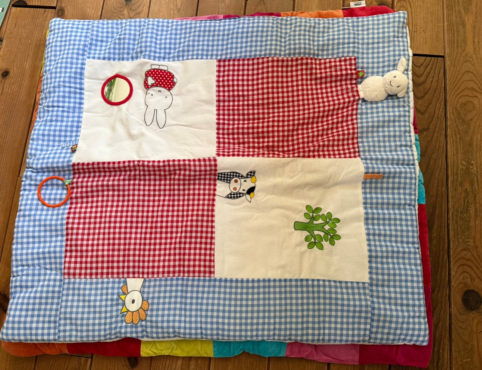 Nijntje: oa boxkleed, mobiel, houten puzzel, Ophalen, Zo goed als nieuw, Speelkleed