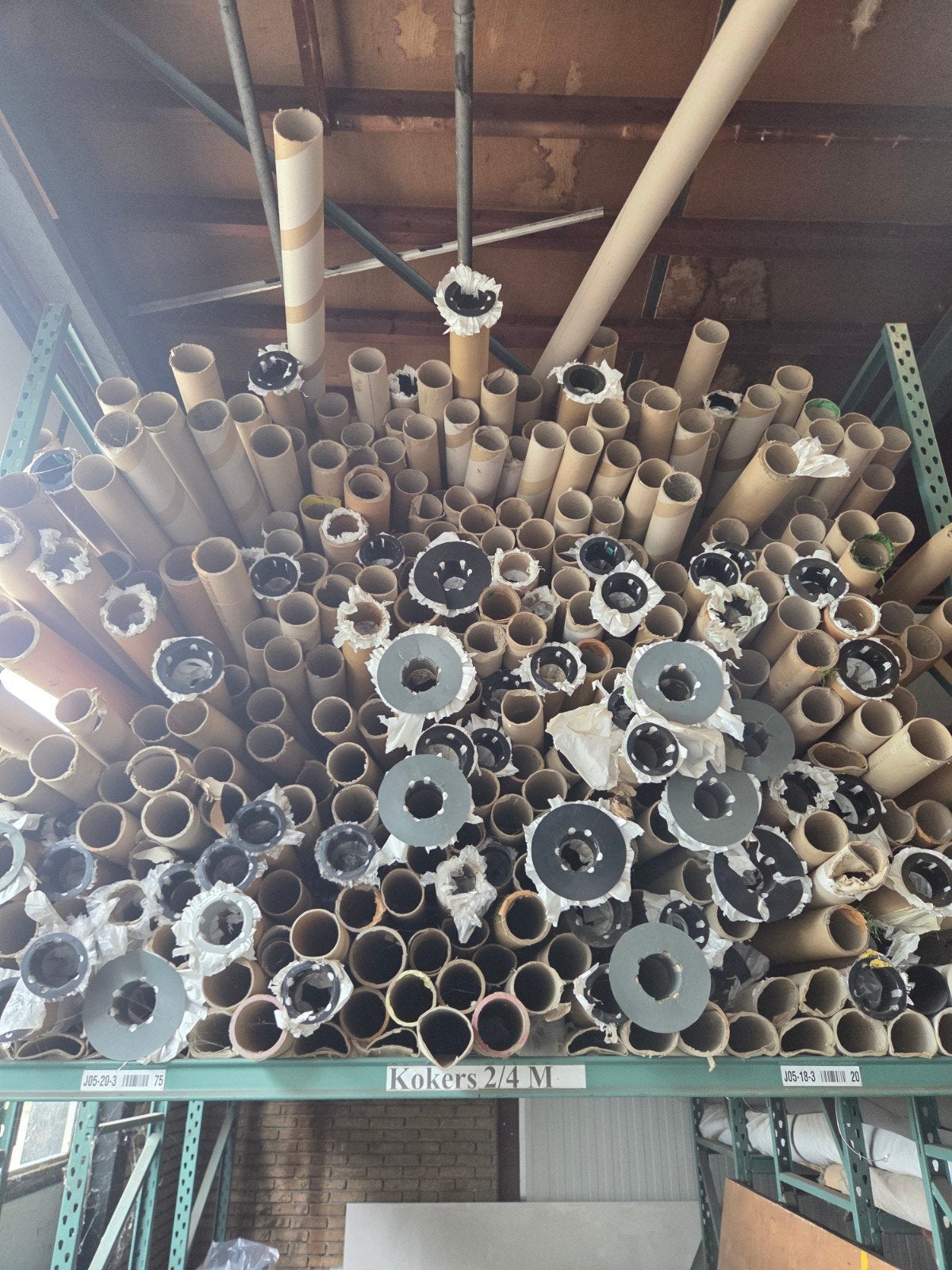 gratis Papieren kokers 2 en 4 meter lang, Ophalen of Verzenden