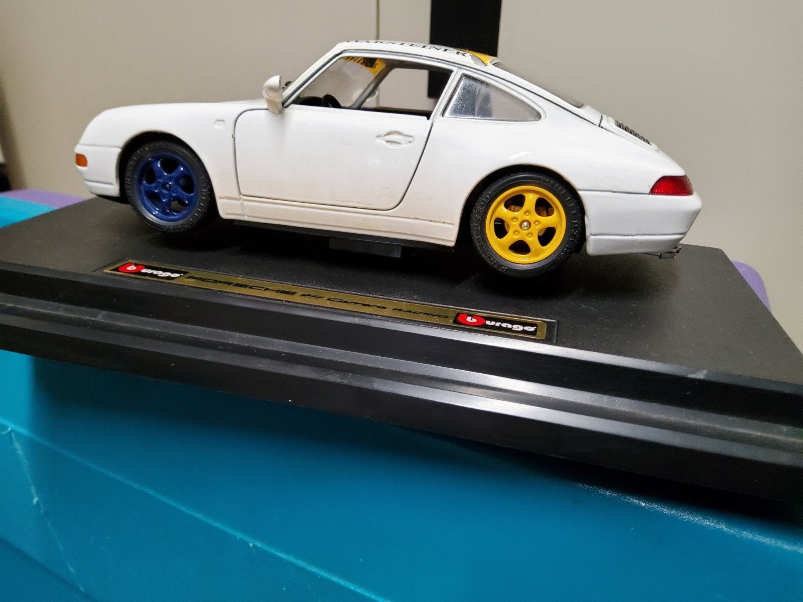 porsche inzeer goedestaat zonder doos, Ophalen, Zo goed als nieuw, Auto, Bburago