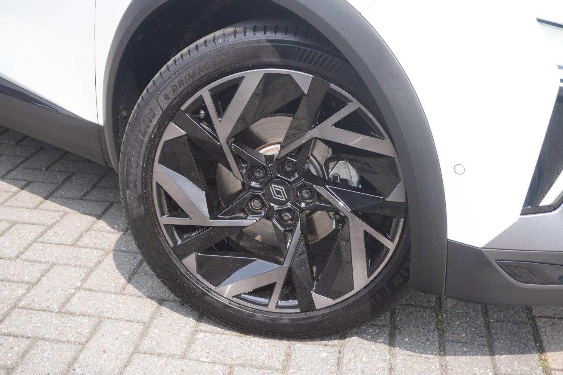 Renault Captur 1.6 E-Tech full hybrid 145 esprit Alpine / 36, Auto's, Renault, 4 cilinders, Leder en Stof, Wit, Origineel Nederlands