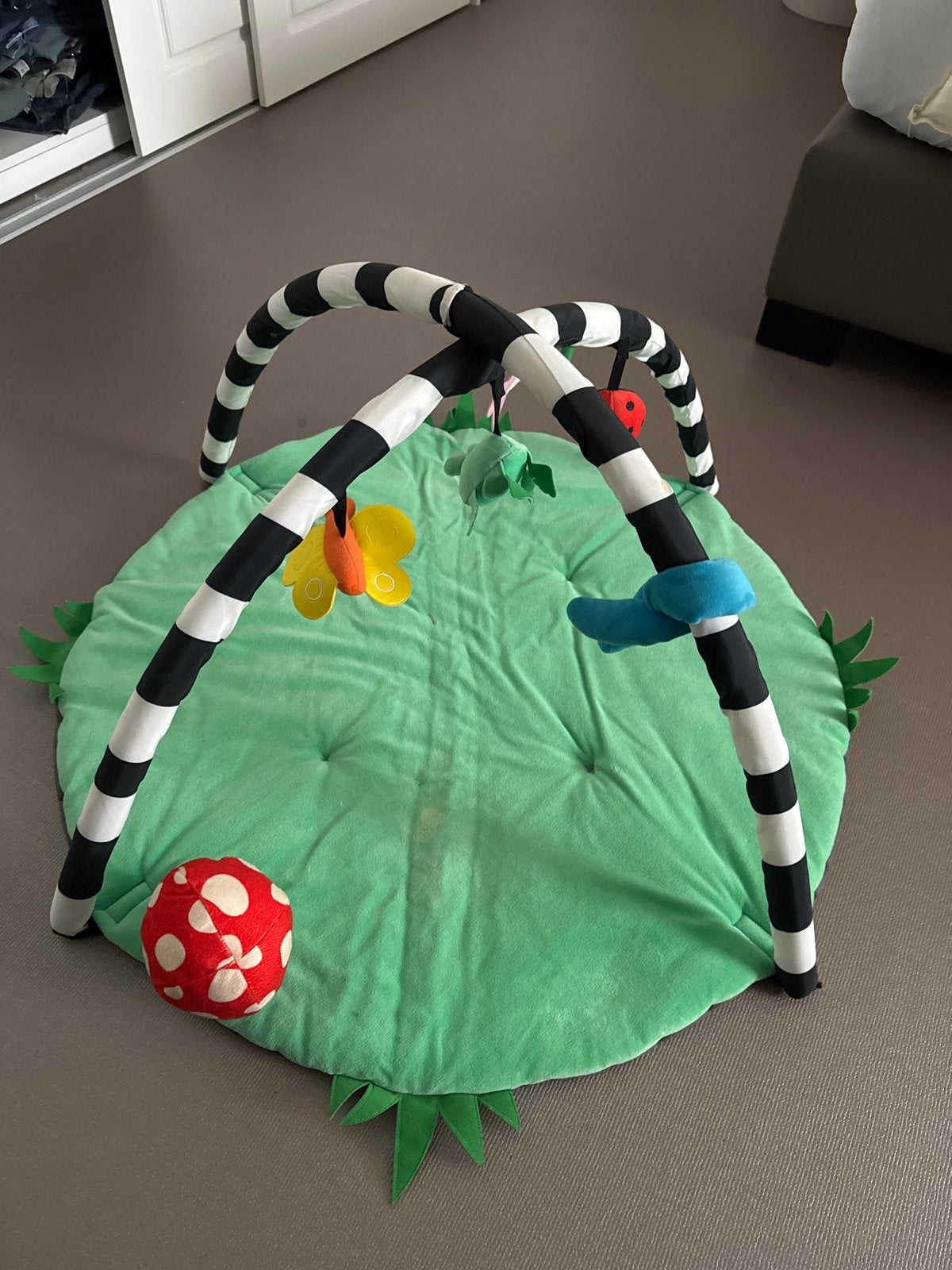 Speelkleed met babygym en speeltjes, Kinderen en Baby's, Speelgoed | Babyspeelgoed, Ophalen, Gebruikt, Speelkleed, Met geluid