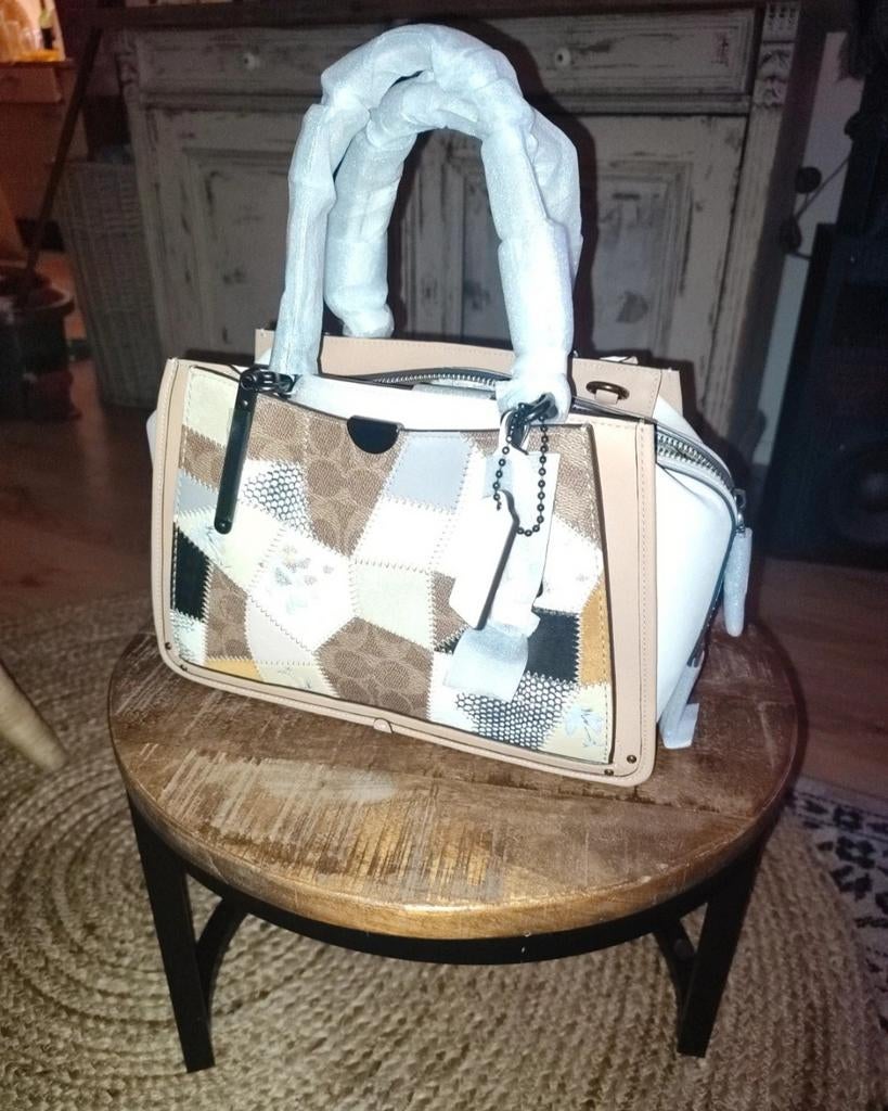 Nieuwe Coach handtas met patchwork design, Sieraden, Tassen en Uiterlijk, Ophalen of Verzenden, Nieuw, Handtas
