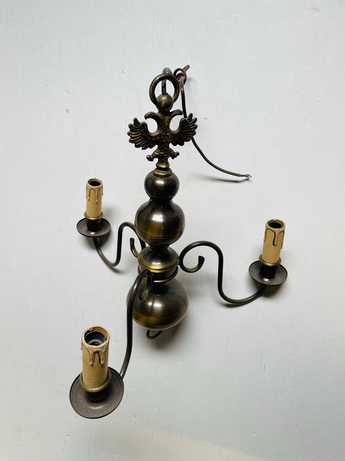 Antieke Kroonluchter met 3 kaarsvormige lichtpunten, Ophalen of Verzenden