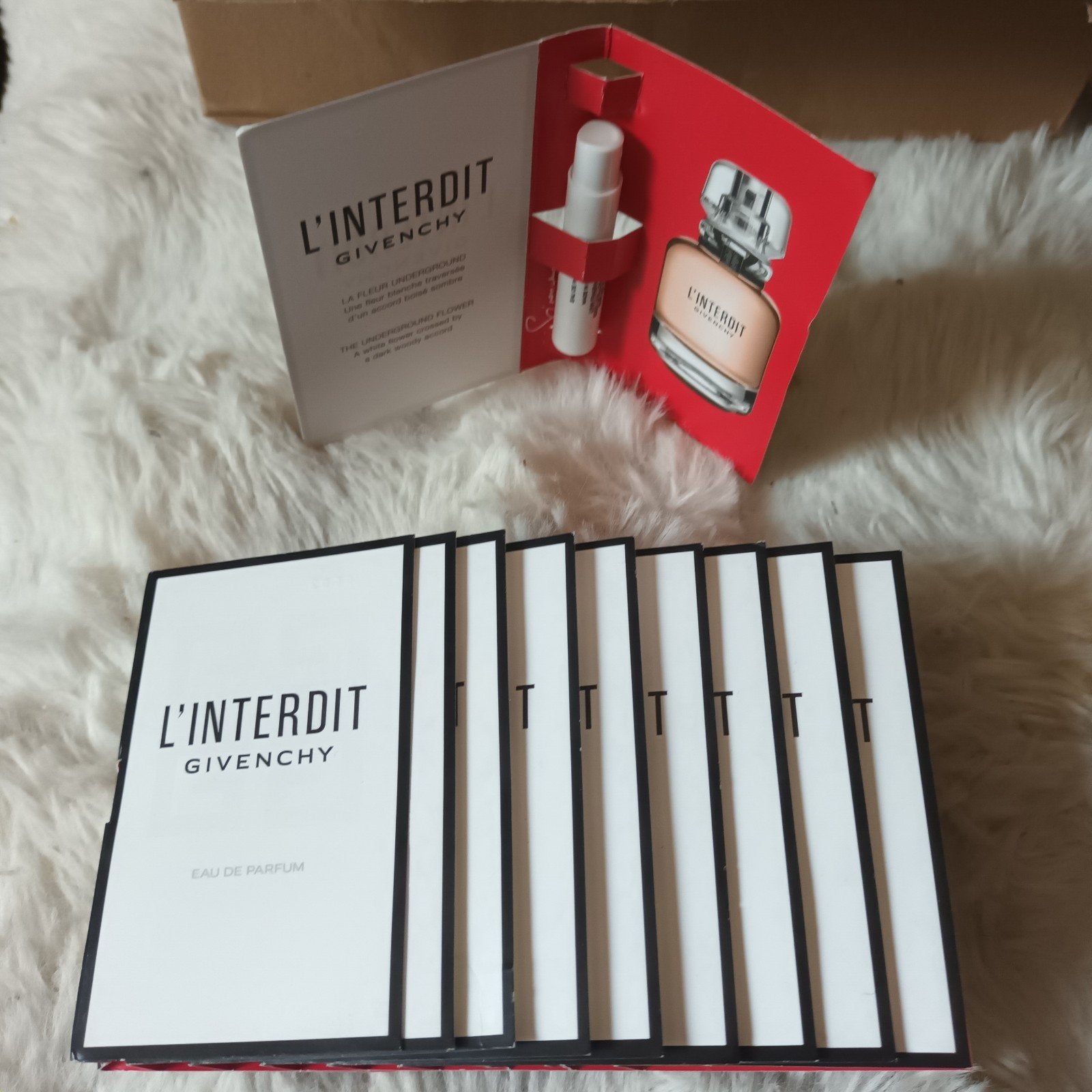 L'INTERDIT dames parfum proefjes..10 x..nieuw, Ophalen of Verzenden, Nieuw