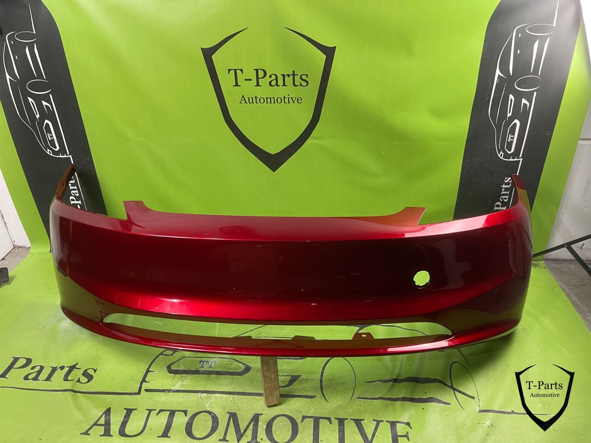 Tesla model 3 voorbumper bumper 19+, Info@fabrikant.eu, Ophalen of Verzenden, Bumper, Fabrikantstraat 1
1000 AA  Amsterdam