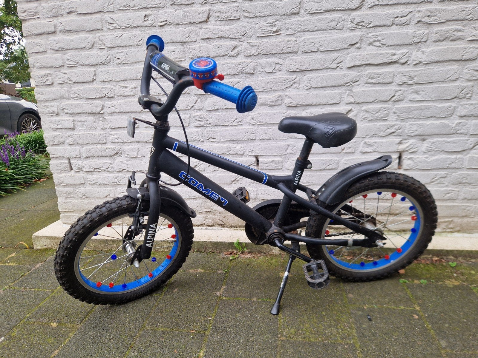 Alpina Comet kinderfiets 16 inch - Zwart/Blauw, Fietsen en Brommers, Ophalen, Terugtraprem, Gebruikt, Alpina