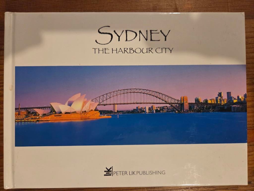 Sydney: The Harbour City - Fotoboek Peter Lik (Hardcover), Peter Lik, Fotografie algemeen, Ophalen of Verzenden, Zo goed als nieuw