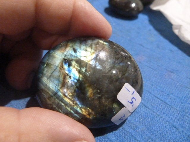 Labradoriet handsteen (02), Ophalen of Verzenden, Mineraal