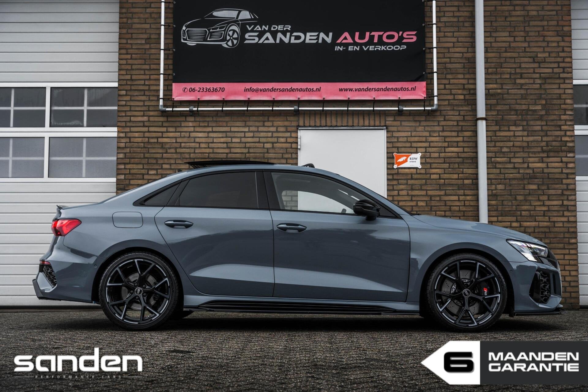 Audi RS3 2.5TFSI quattro|400pk|Pano|B&O|Alcantara|Maxton|LED, Auto's, Audi, Automaat, Dealer onderhouden, RS3, Bedrijf