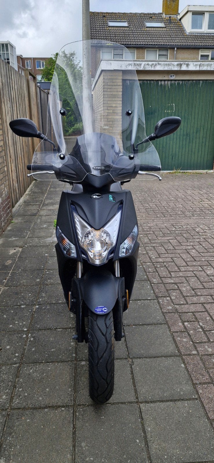 Bromscooter  Kymco Agility 16" + benzine 2023 te koop, Fietsen en Brommers, Ophalen, Gebruikt, Benzine, Agility
