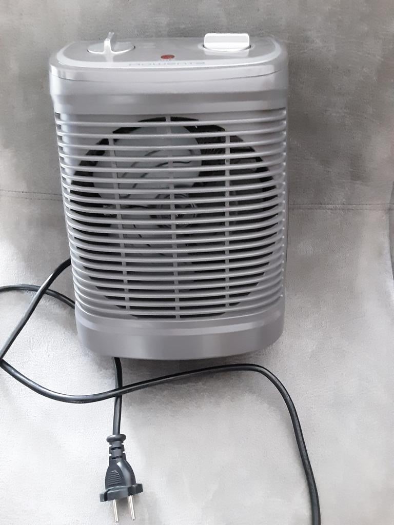 Rowenta Instant Comfort Compact 2400W Kachel, Gebruikt, Tafel- of Grondventilator, Minder dan 60 m³, 3 snelheden of meer