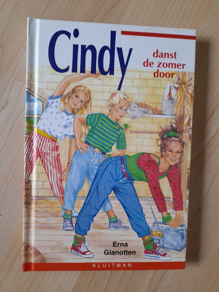 CINDY DANST DE ZOMER DOOR Erna Gianotten, Boeken, Ophalen of Verzenden, Gelezen