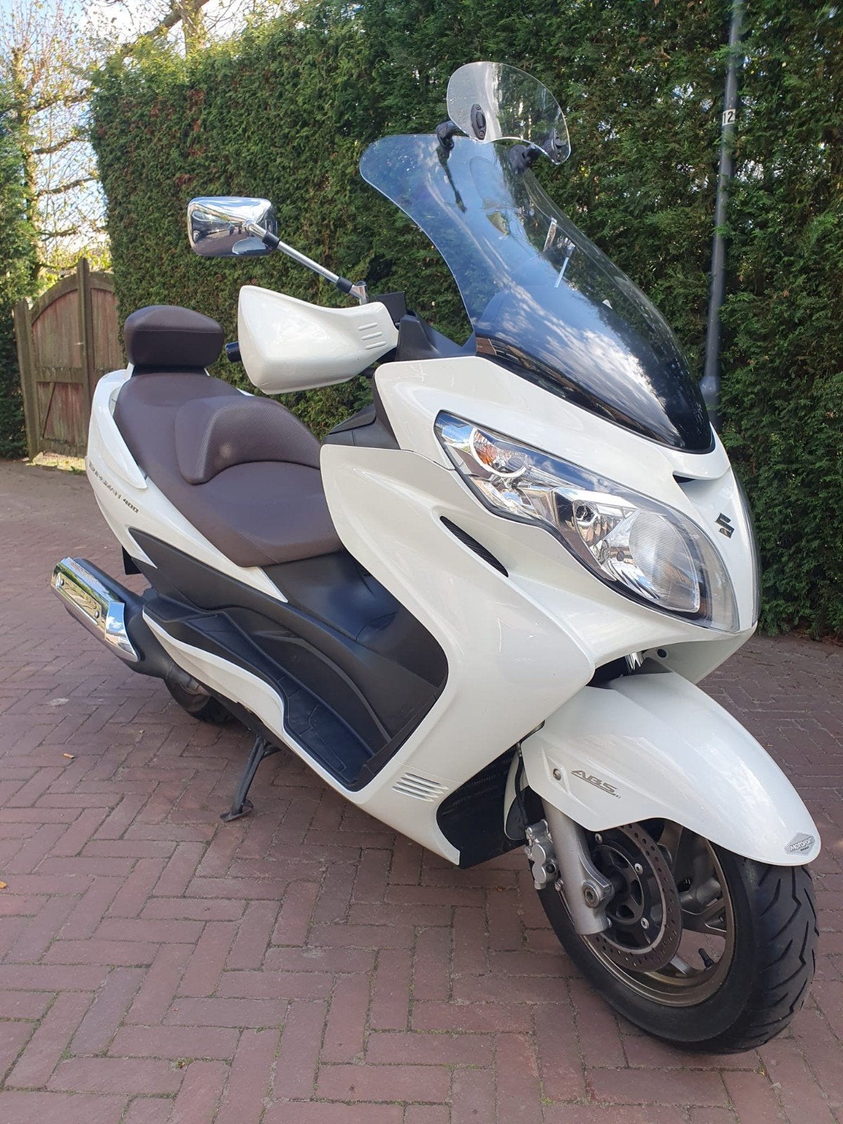 SUZUKI Burgman 400 Limited edition, Motoren, 400 cc, Scooter, Particulier, ABS