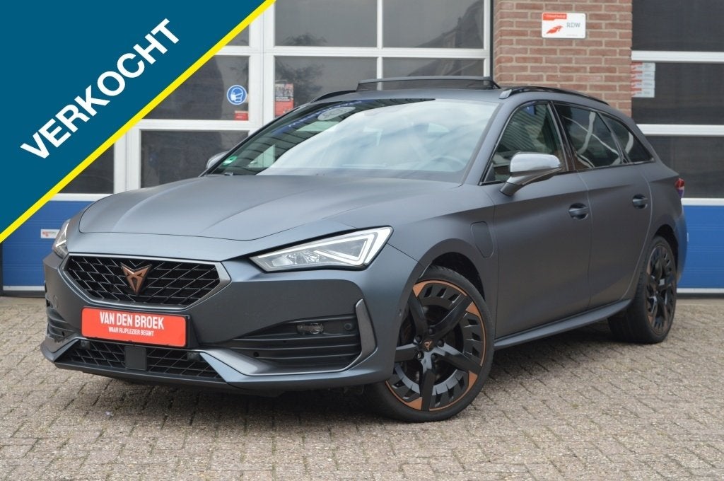 Seat Leon Sportstourer 1.4 e-Hyb Copper Edition | PANO - CAM, Gebruikt, Euro 6, 150 pk, Leon