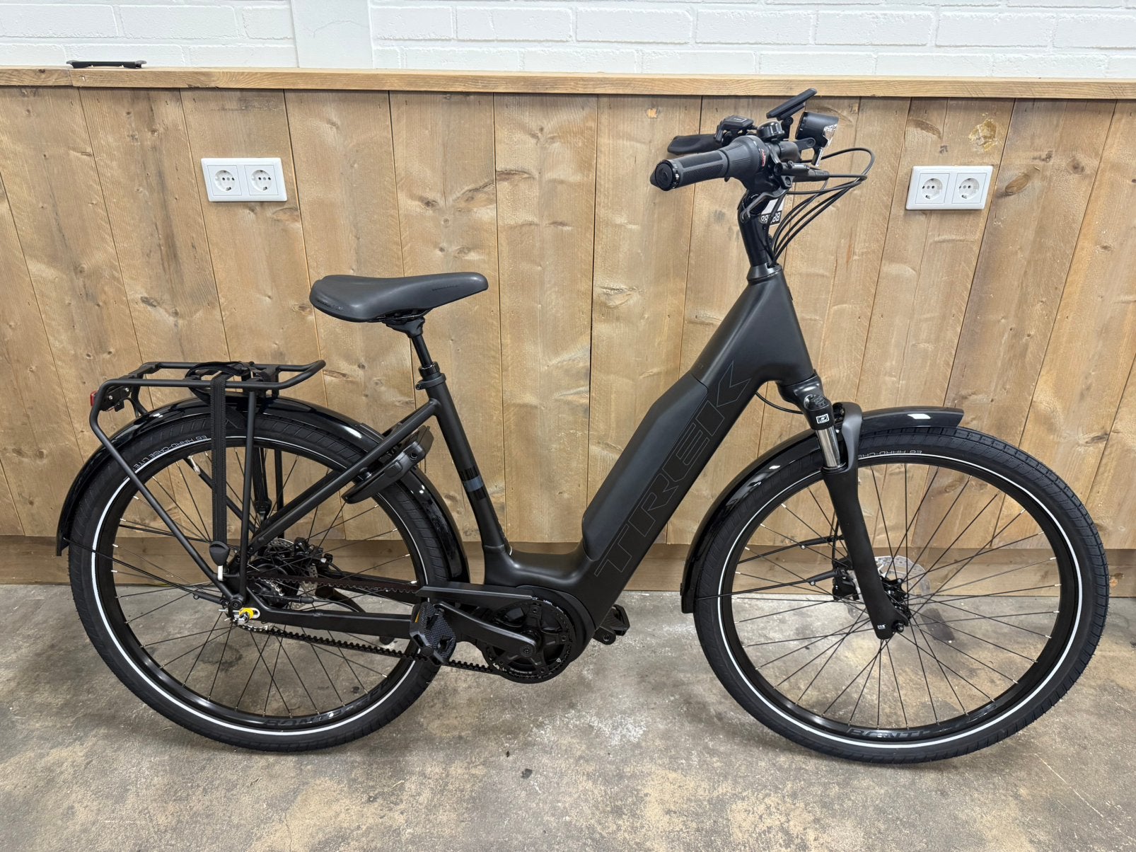 Trek District +4. Maat. M (800wh!!), Ophalen of Verzenden, Zo goed als nieuw, Overige merken