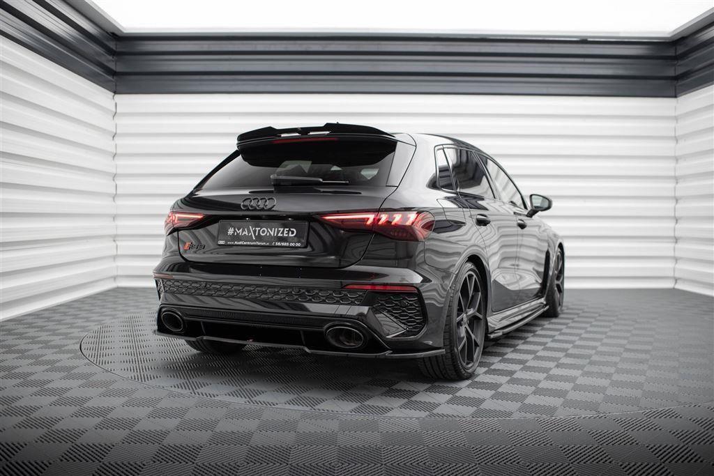 Central Rear Valance Spoiler Geschikt Voor Audi RS3 Sportbac, Verzenden, Automotive Parts, A.parts@hotmail.nl, Trasmolenlaan 12 3447 GZ Woerden