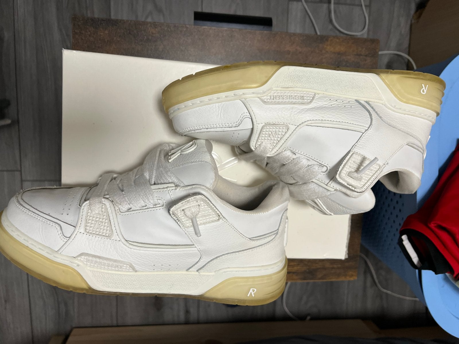 Represent Studio Sneakers Flat White - Maat 42, Ophalen of Verzenden, Gedragen, Wit, Sneakers of Gympen