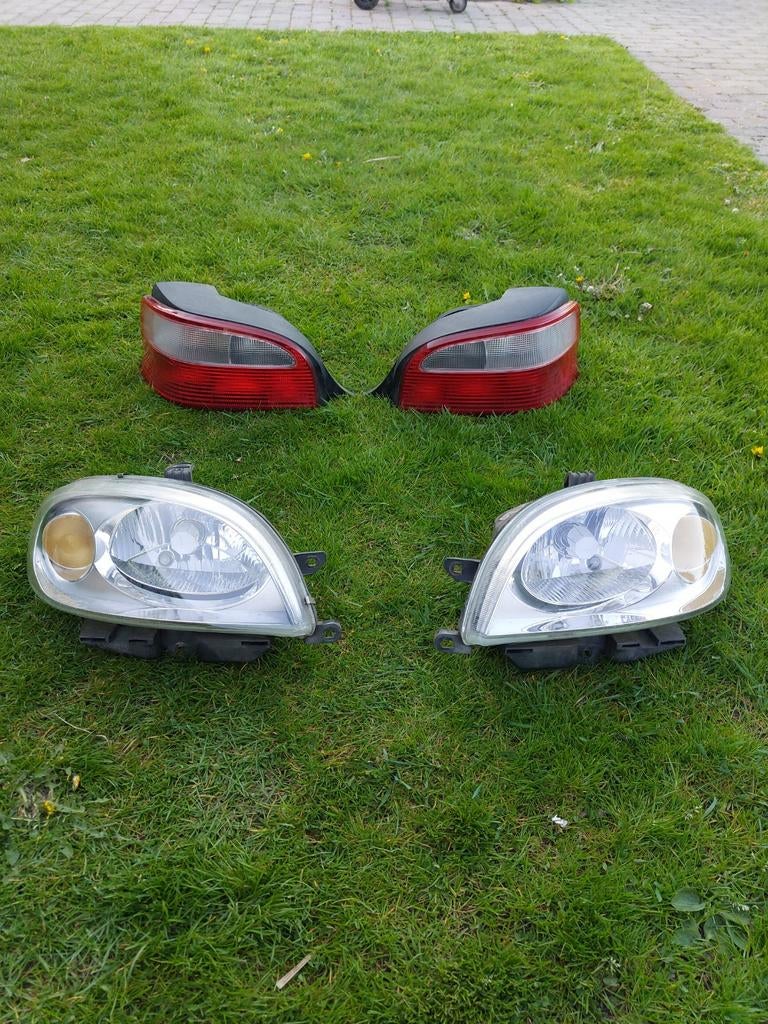 Koplampen en achterlampen Citroën Saxo 2000 (ook apart), Auto-onderdelen, Verlichting, Ophalen of Verzenden, Gebruikt, Citroën