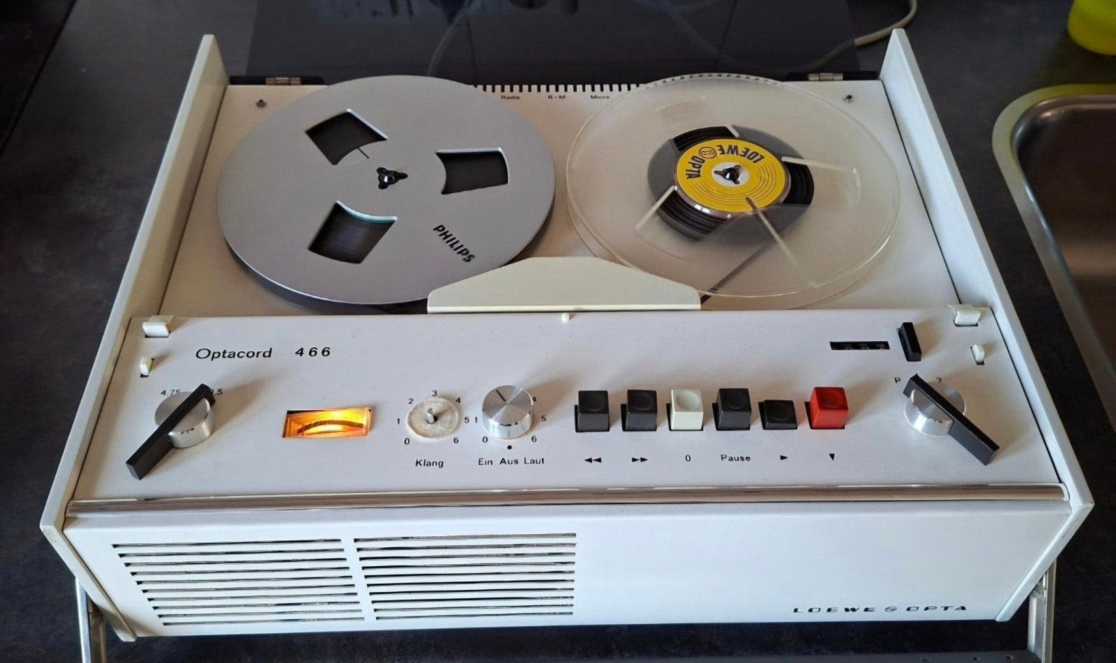 Loewe Optacord 466 Bandrecorder met stofkap en banden, Ophalen of Verzenden, Bandrecorder, Met stofkap