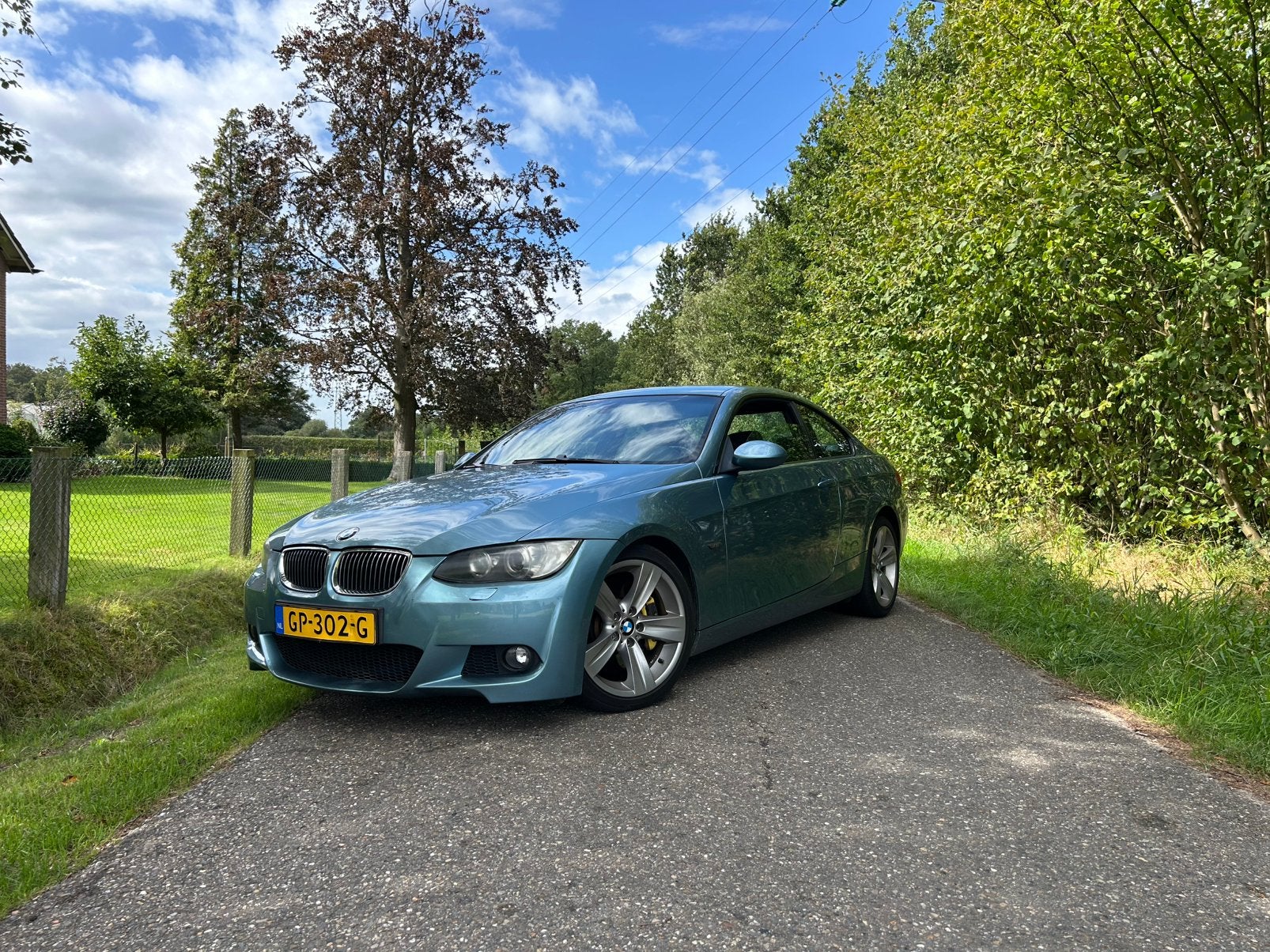 BMW 3-Serie 3.0 I 330 Coupe 2009 Blauw | M-pakket, Achterwielaandrijving, 1445 kg, 2996 cc, 14 km/l