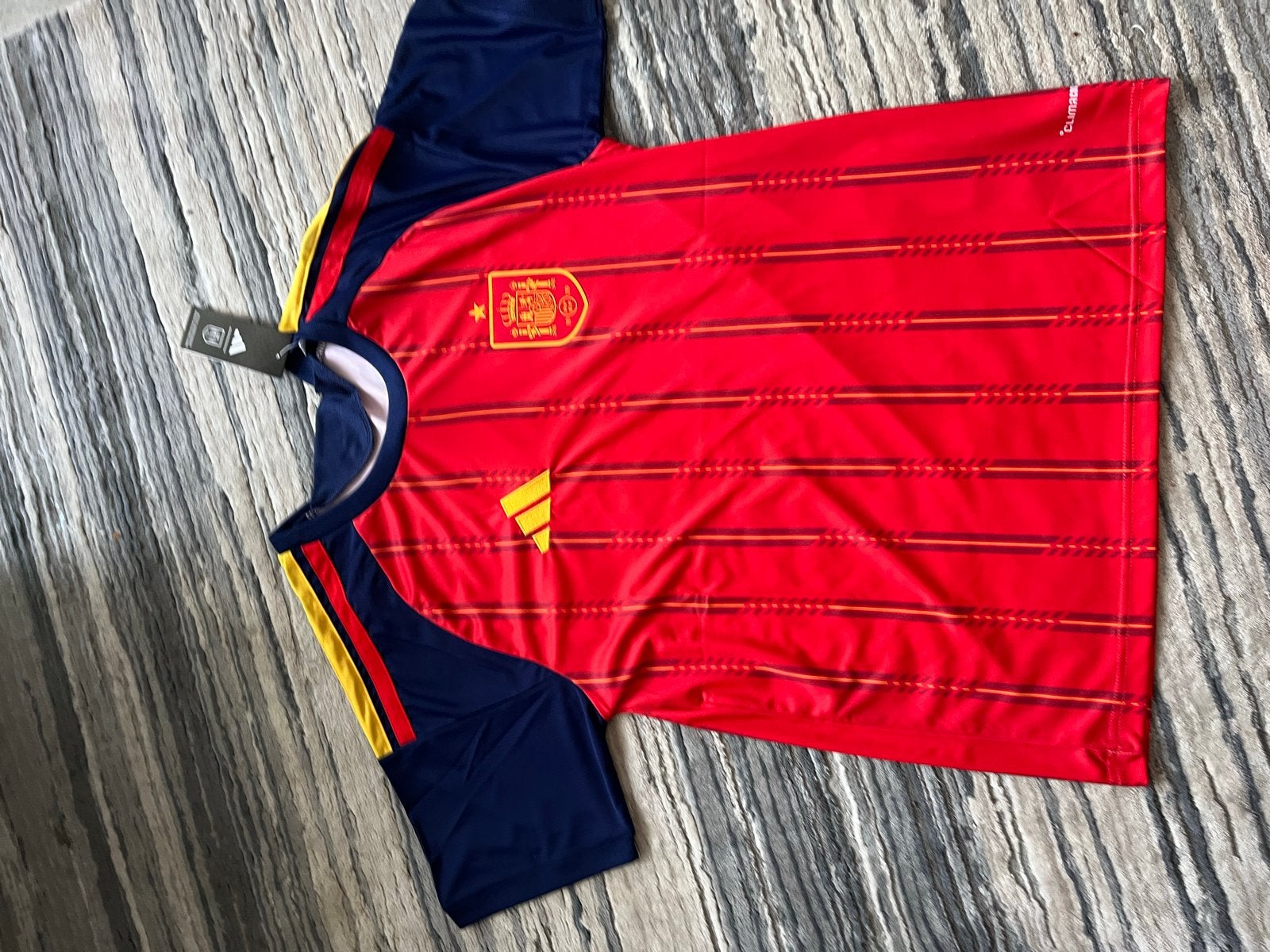 Spanje thuisshirt - Nieuw met kaartjes, Maat M, Ophalen of Verzenden, Nieuw, Shirt