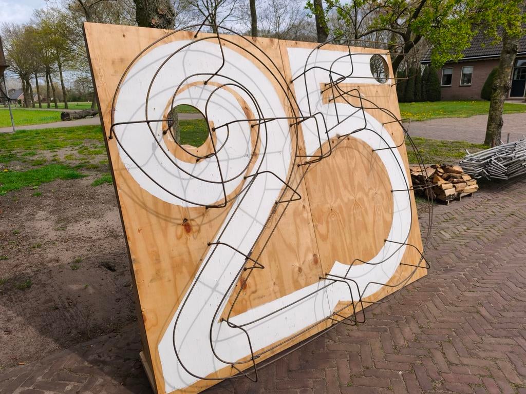 Balspel voor bladblazer 25 jaar, Ophalen