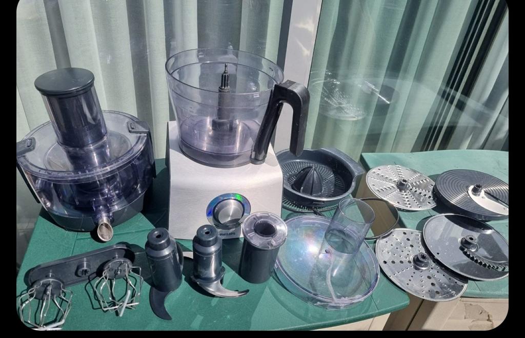 Philips Keukenmachine HR7775/00 - Krachtig en Compleet, Gebruikt, Ophalen of Verzenden, Vaatwasserbestendig, 3 snelheden of meer