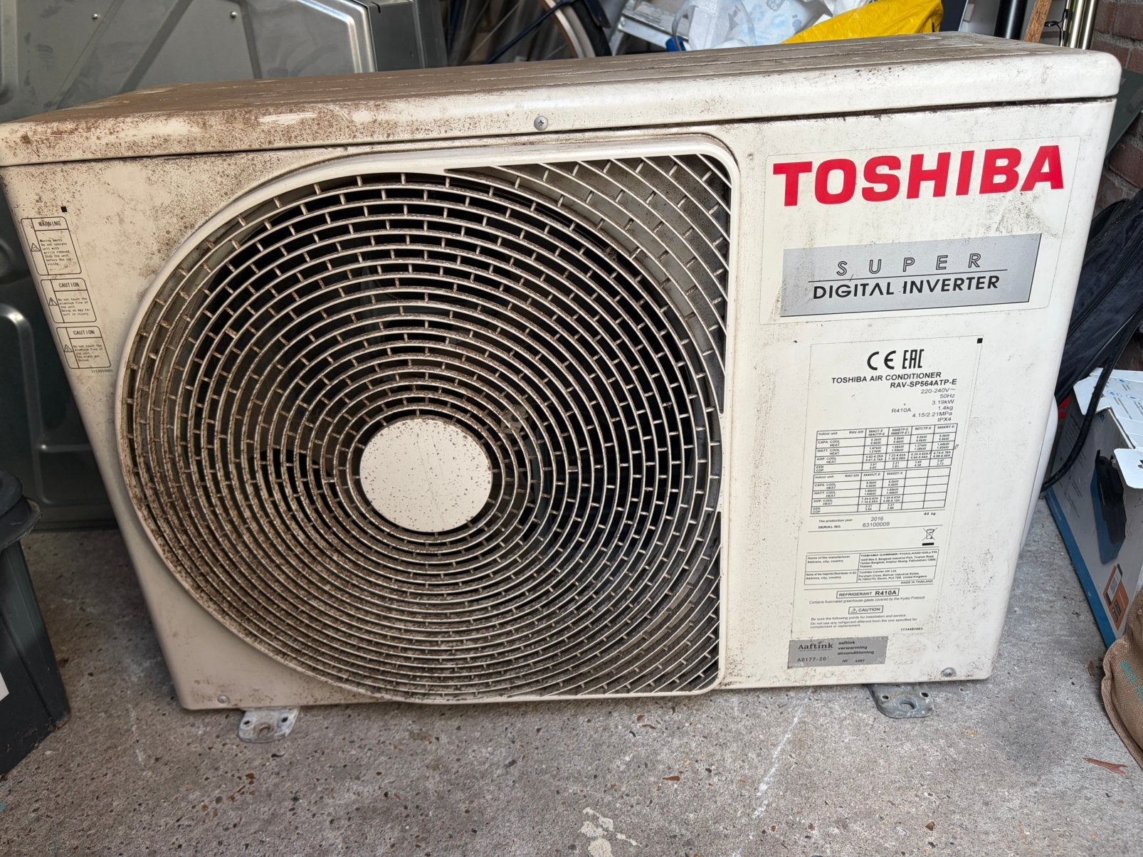 Te koop airco Toshiba cassette 5,3 kw, Ophalen of Verzenden, Zo goed als nieuw, Wandairco, 3 snelheden of meer