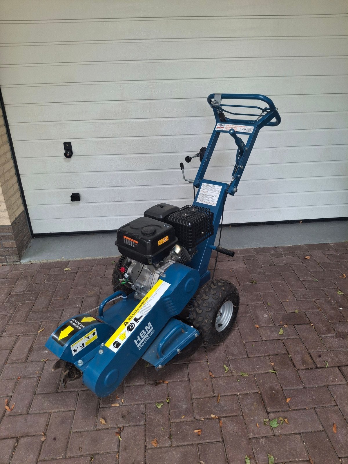 HBM stobbenfrees 420cc ALS NIEUW, Ophalen, Benzine, Overige soorten, Zo goed als nieuw