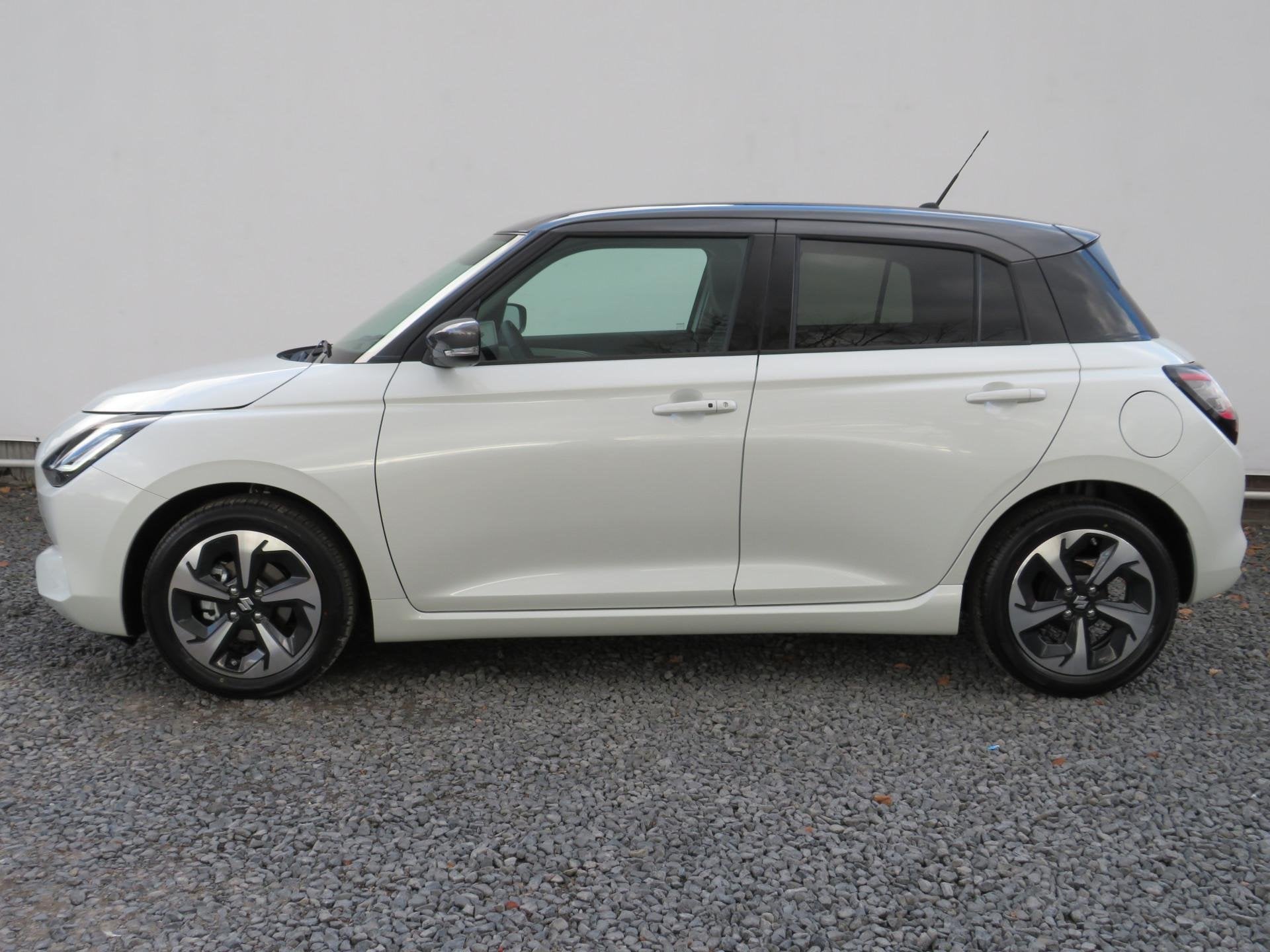 Suzuki Swift 1.2 Style Smart Hybrid Automaat ORG NL, Parkeer, Auto's, Suzuki, 12 maanden, 400 kg, Origineel Nederlands, Bedrijf