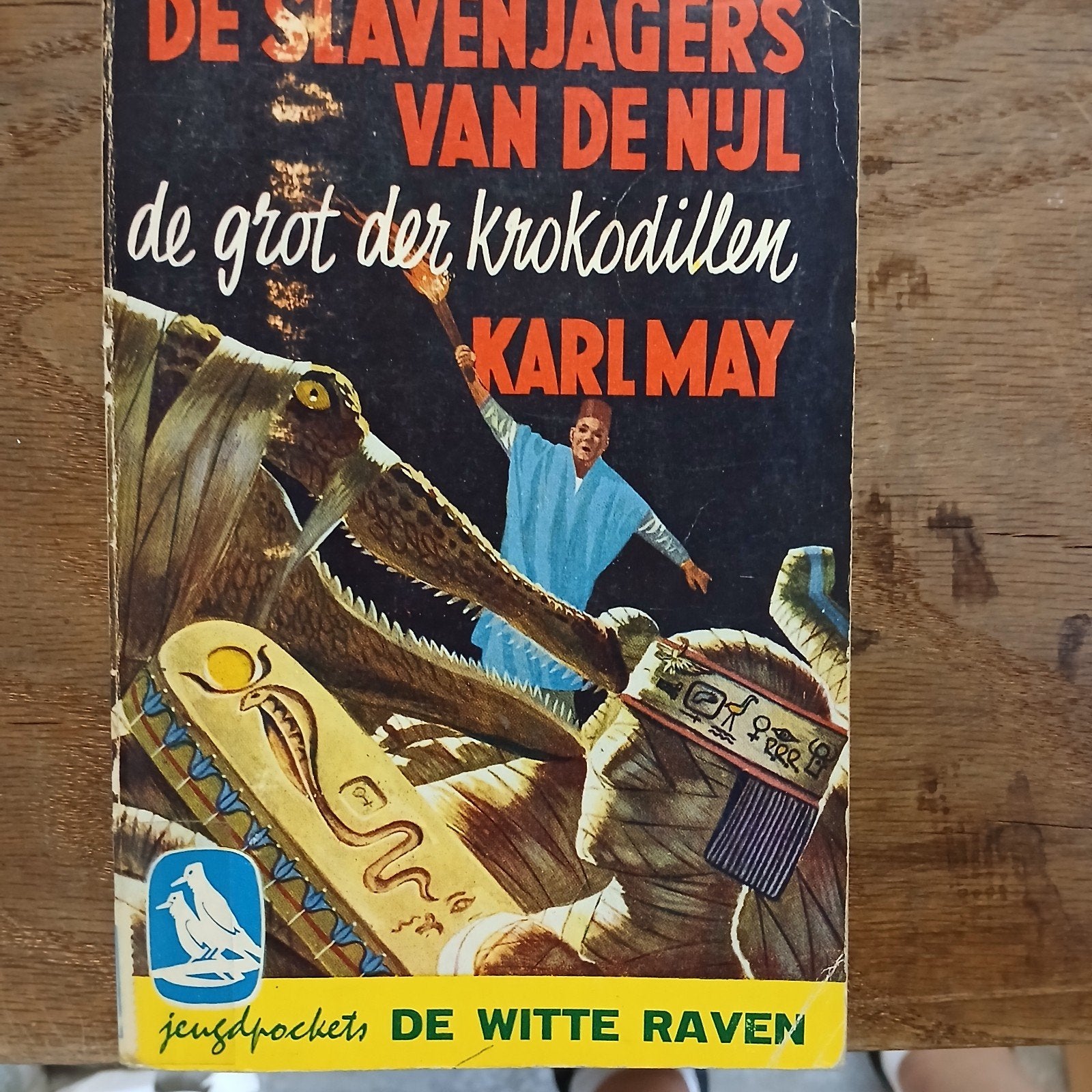 De Slavenjagers van de Nijl - Deel 1: De Grot der Krokodille, Ophalen of Verzenden, Gelezen, Karl May