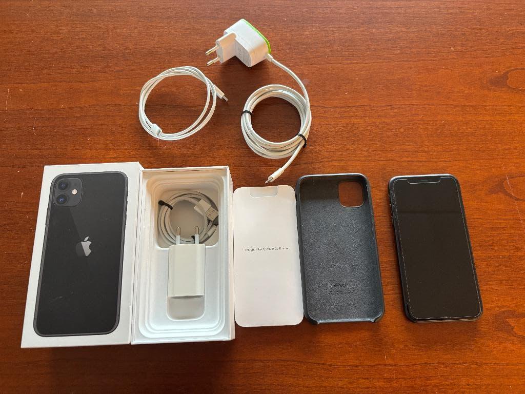 Apple iPhone 11 64GB, Telecommunicatie, 80 %, Zwart, Zo goed als nieuw, 64 GB