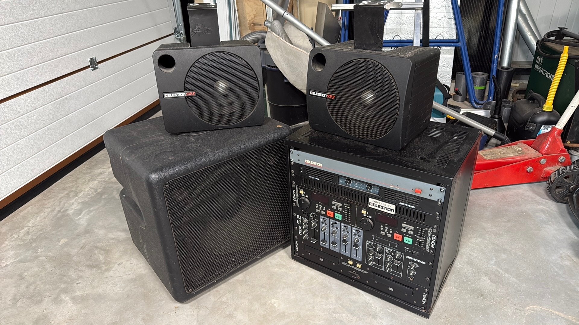 Boxen , basbox en cd spelers en versterker, Auto diversen, Ophalen, Gebruikt