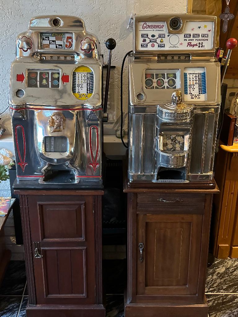 Oude Franse Onder Kastjes Voor Gokkast 2 stuks, Verzamelen, Automaten | Gokkasten en Fruitautomaten, Overige munten, Ophalen, Gebruikt