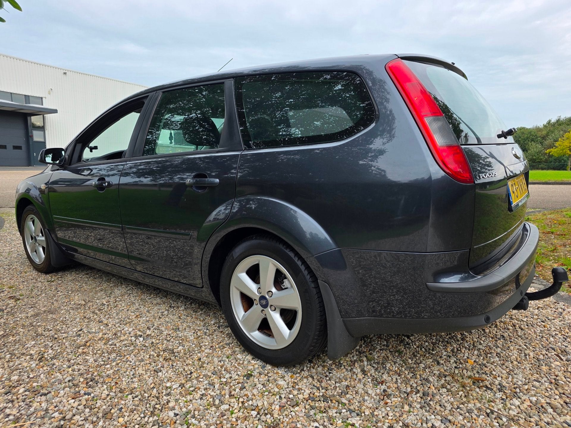 Ford Focus Wagon 1.6-16V Futura AIRCO *apk:04-2027*, Auto's, 1596 cc, Gebruikt, 4 cilinders, 635 kg