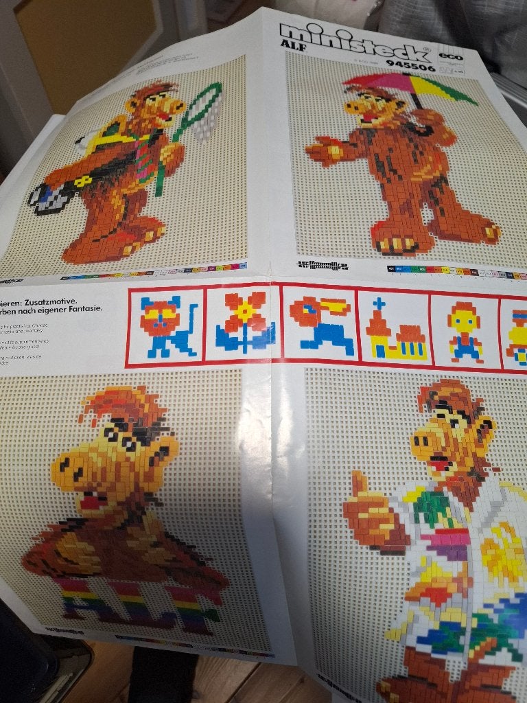 Ministeck voorbeeld  - Alf, Ophalen of Verzenden, Voorbeeldboek