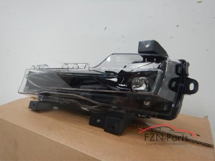 Foto 4 van Tesla Model 3 Mistlamp Links