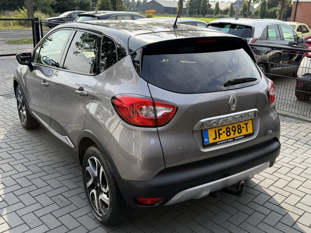 Renault Captur 1.2 TCe Xmod (bj 2016, semi-automaat), Automaat, 4 cilinders, SUV of Terreinwagen, 57 €/maand