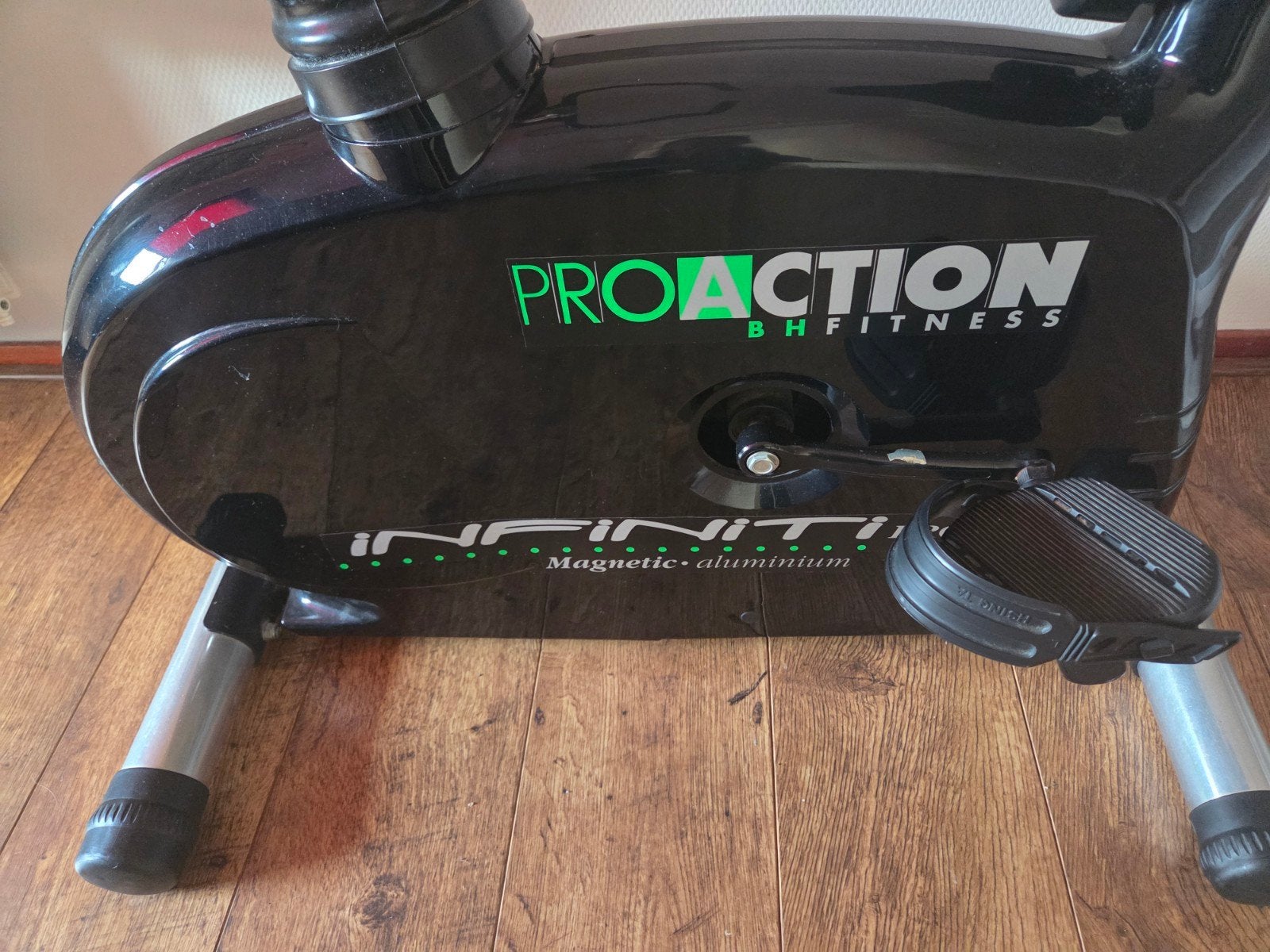 ProAction BH Fitness Infinity Hometrainer, Ophalen, Zo goed als nieuw, Hometrainer