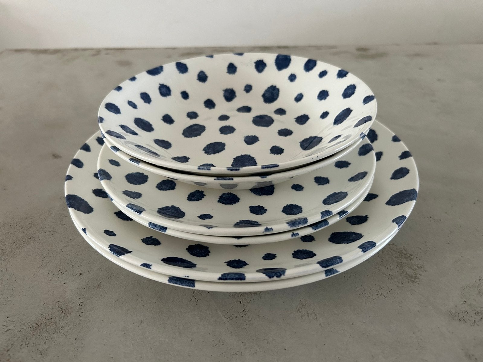 Churchill Inkie Blue Dots servies, Ophalen of Verzenden, Zo goed als nieuw, Bord(en), Overige stijlen