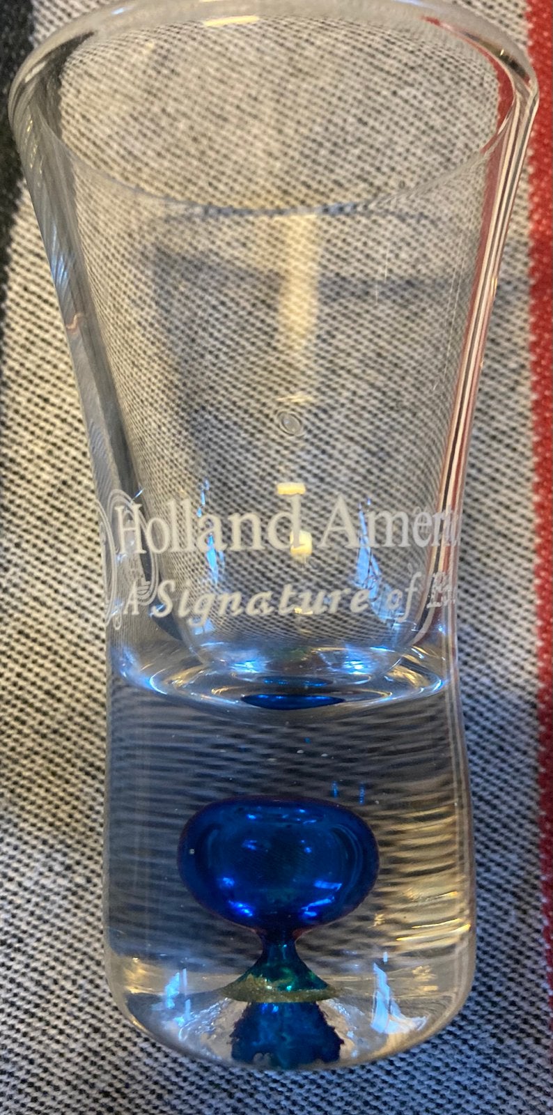 Glas Holland America Line A Signature of Excellence Blauw, Antiek en Kunst, Ophalen