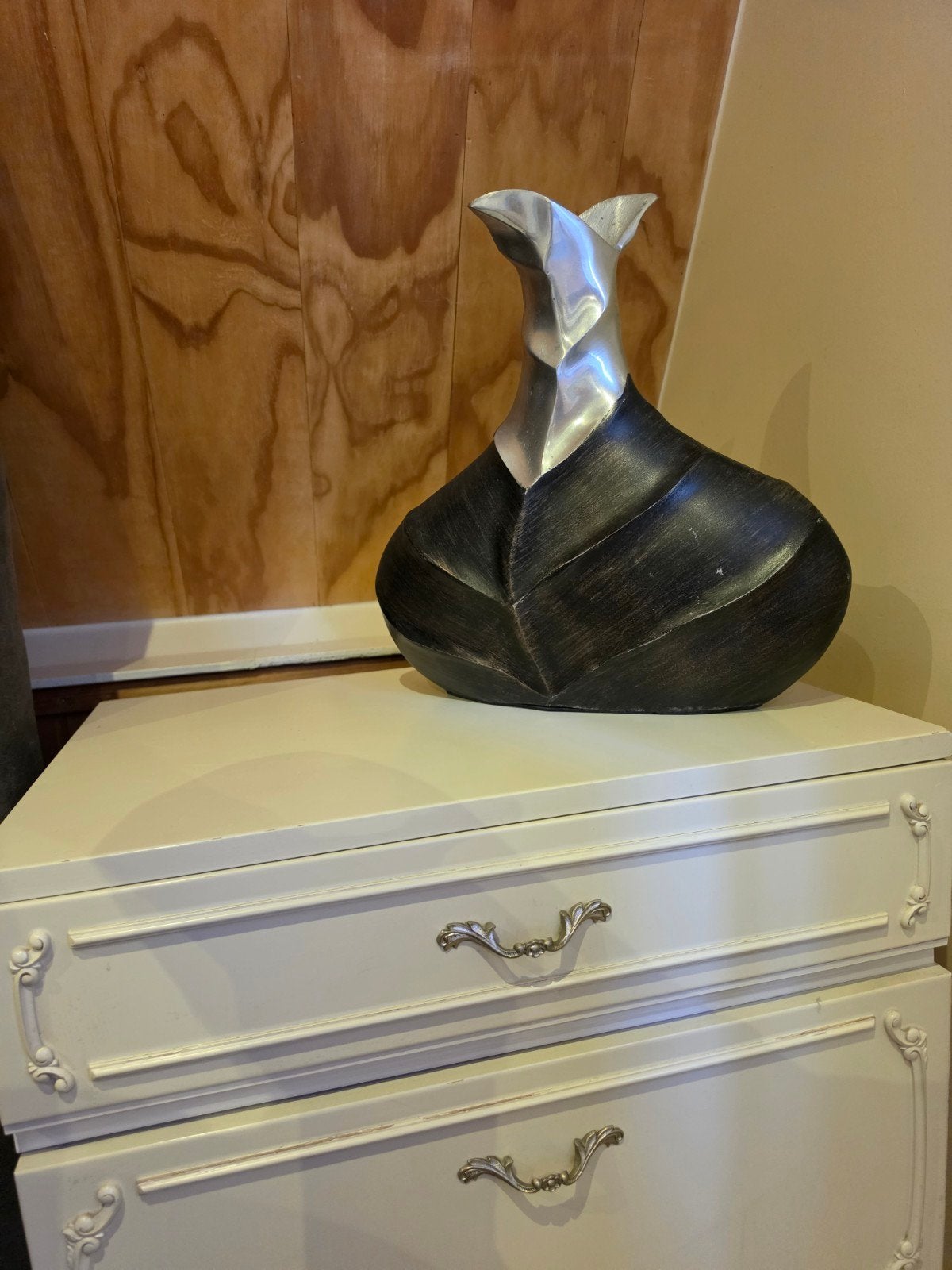 Vintage metalen vaas/decoratie object, Verzenden