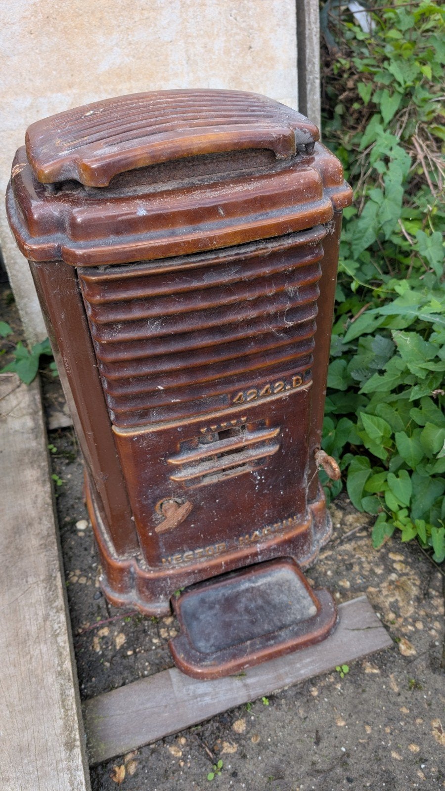 Antieke Nestor Martin Houtkachel- Model 4242.B, Ophalen, Gebruikt, Vrijstaande haard, Houthaard