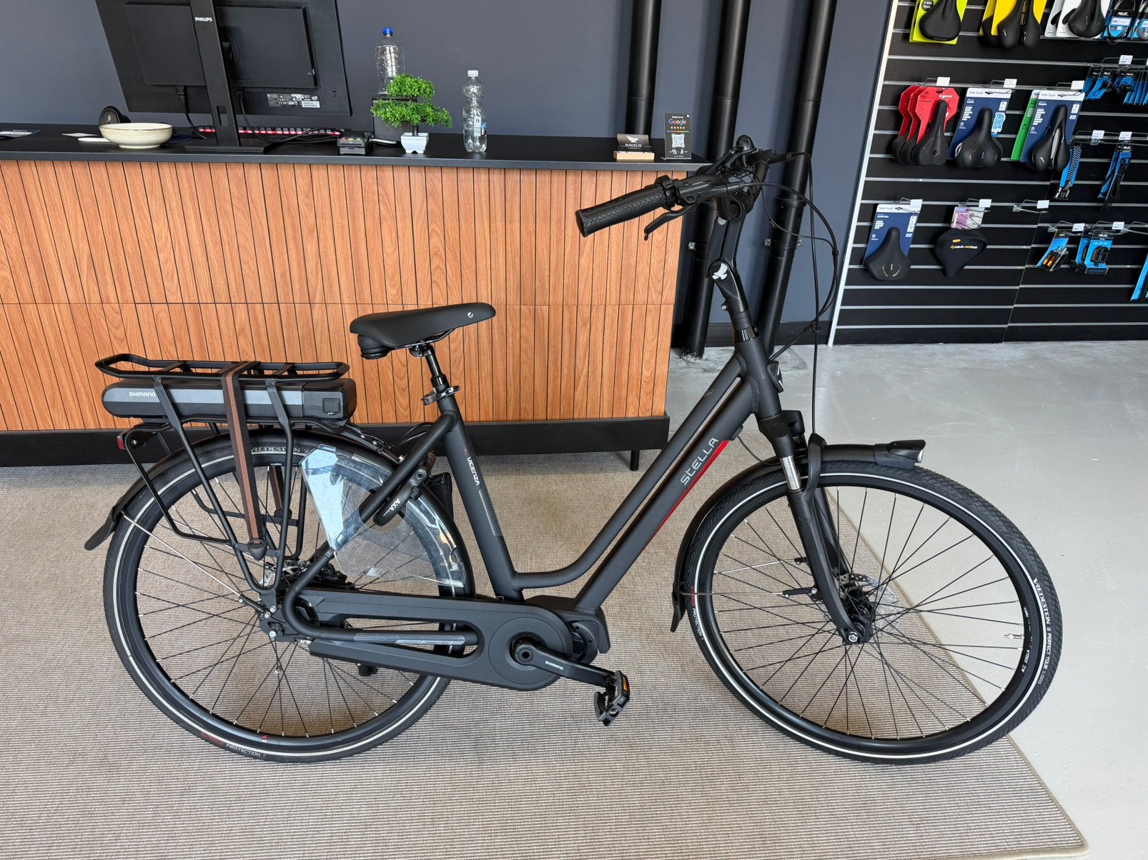 Stella Vicenza elektrische damesfiets 28 inch NIEUWSTAAT!, Fietsen en Brommers, Elektrische fietsen, Oke, Zo goed als nieuw, Oke