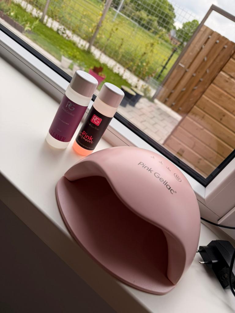 Pink Gellac lamp + bijbehoren, Ophalen of Verzenden, Zo goed als nieuw, Roze, Handen en Nagels